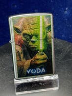 Zippo - Yoda - Zonder minimumprijs - Zakaansteker - Staal, Verzamelen, Rookartikelen, Aanstekers en Luciferdoosjes, Nieuw