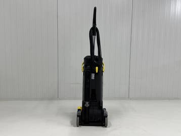 KARCHER SCHROBMACHINE BR 30/4 C 2021, Doe-het-zelf en Verbouw, Ophalen of Verzenden, Gebruikt