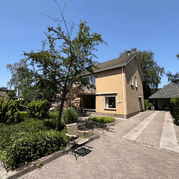 Huis in Enschede gevonden voor €1700,- pm, Enschede
