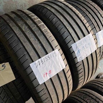 2 x Michelin Pilot Sport 4 225-55-19 Zomerbanden 5,5mm, Auto-onderdelen, Banden en Velgen, 19 inch, Gebruikt, Ophalen of Verzenden