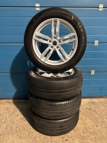Originele Audi Q3 / Volkswagen Tiguan 18 inch zomerset, Ophalen, 18 inch, Gebruikt, Banden en Velgen