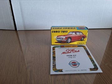 Corgi 1:43 - Modelauto - MGB GT in origineel doosje schaal, Nieuw