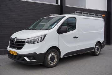 Renault Trafic 2.0 Blue dCi 130PK EURO 6, Stof, Gebruikt, Zwart, Renault
