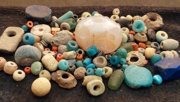 Oudegyptisch naar Romeins Glas meer dan honderd oude kralen, Sieraden, Tassen en Uiterlijk, Antieke sieraden