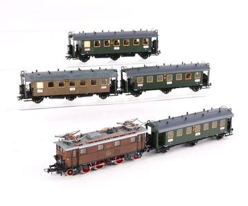 Roco H0 - 43923 - Treinset (1) - Ep2 met vier rijtuigen -, Nieuw