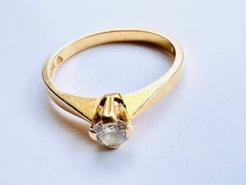 Ring - 18 karaat Geel goud - 0.22ct. tw. Diamant, Nieuw