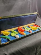 Messensteun (12) - Légumes - Keramiek