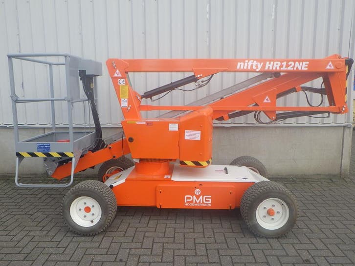 hoogwerker kniktelescoop Nifty HR12NE 2014 , 12m werkhoogte, Zakelijke goederen, Machines en Bouw | Industrie en Techniek