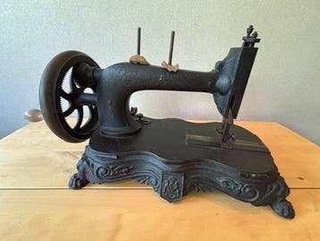 Seidel & Naumann Naaimachine - Saxonia Regia 1890 -