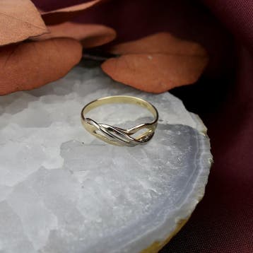 Bicolor gouden fantasie ring, Gebruikt, Ophalen of Verzenden, 17 tot 18, Dame