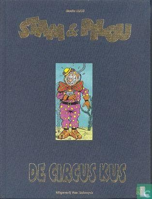 Stam & Pilou - De circus kus - 2004, Boeken, Stripboeken, Zo goed als nieuw, Eén stripboek, Verzenden