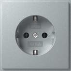 Gira TX_44 stopcontact met randaarde aluminium - 418865, Doe-het-zelf en Verbouw, Elektra en Kabels, Ophalen of Verzenden, Nieuw