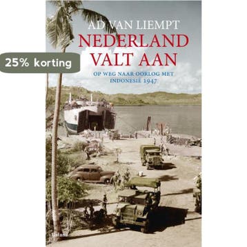 Nederland valt aan - Ad van Liempt 9789460034015, Verzenden, Gelezen, Ad van Liempt