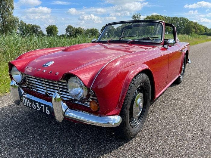 Triumph - TR4 Roadster | Surrey top - 1964, Auto's, Oldtimers