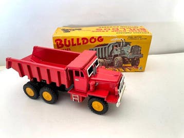 SSS Toys - Blikken speelgoedauto - Bulldog Diesel Dump