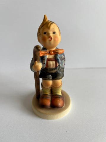 Goebel - Beeldje - Hummel jongen met stok - TMK6 - Biscuit