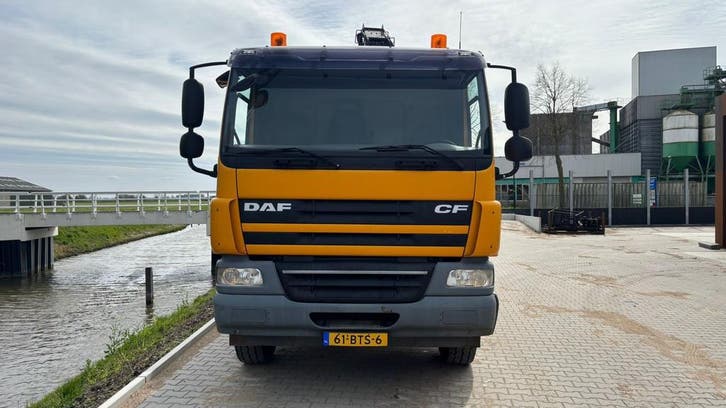 DAF CF75 Kipper + FASSI F130AXS.22 Kraan | 198.000 km | apk, Auto's, Automaat, Zwart, Geel, Diesel