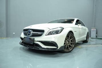 Carbon B Style voorlip Mercedes CLS63, Verzenden