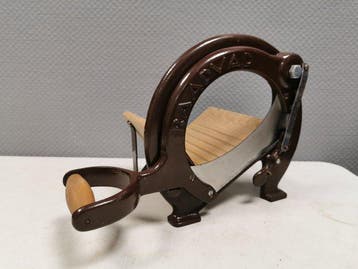 Raadvad - Broodsnijmachine - 294 - Hout, Staal, IJzer