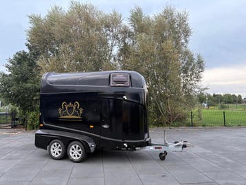 Humbaur paardentrailer 2-paards met alu bodem en zadelkamer, Ophalen, Gebruikt, Polyester, 2-paards trailer