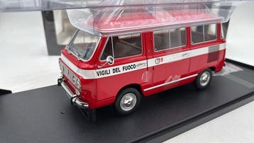 Mitica 1:18 - Modelauto - Fiat 850 Familiare Vigili del, Nieuw