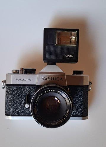 Yashica TL-Electro + 2/50mm + Rolleo flash | Analoge camera, Nieuw