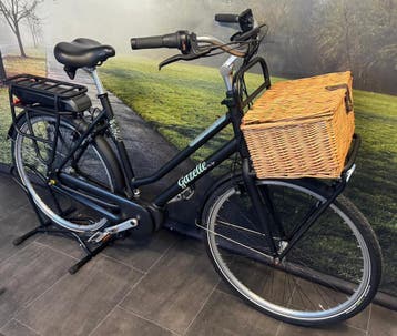 Nette Gazelle Miss Grace C7 e-bike met Bosch Middenmotor, Fietsen en Brommers, Elektrische fietsen, Ophalen of Verzenden, Zo goed als nieuw