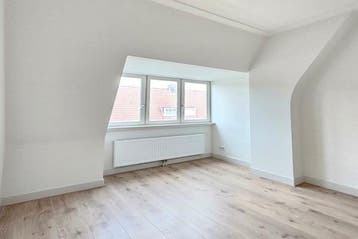 Appartement Newtonstraat in Amsterdam, Via bemiddelaar, Appartement, Amsterdam, Amsterdam