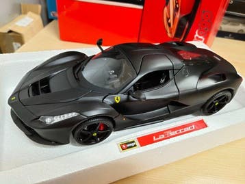 Bburago 1:18 - Modelauto - Ferrari LaFerrari - Bburago, Nieuw