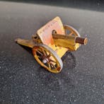 Hausser . - Model militair voertuig - Hausser kanon le.IG 18