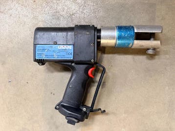 Uponor UP75 Pressmaschine Presse Presszange SOLO ohne, Ophalen of Verzenden, Gebruikt