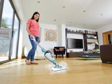 BLACK+DECKER BHSM168DSM-QS - Stoomreiniger - 1600W - 13, Verzenden, Zo goed als nieuw