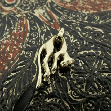Gouden hanger van een panter (Hanger of bedel), Ophalen of Verzenden, Gebruikt, Goud, Overige merken