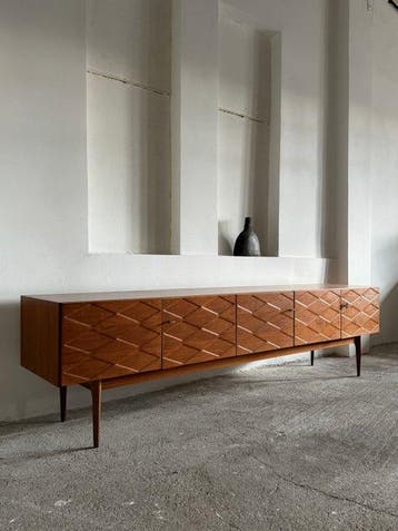 im Stil von Behr - Dressoir - diamant - Teak -