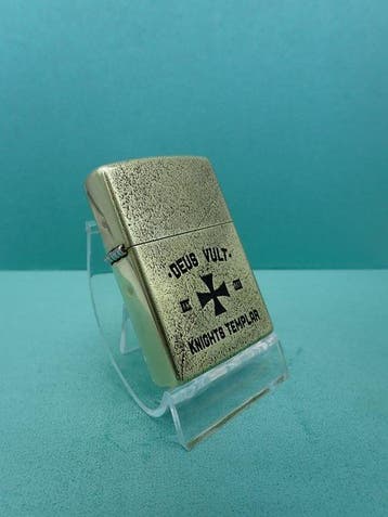 Zippo - Zippo Custom - Templars - Zonder minimumprijs -, Verzamelen, Nieuw