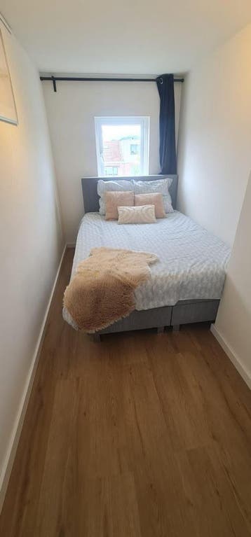 Te huur: Studio Hubert Duyfhuysstraat in Utrecht, Utrecht, Utrecht