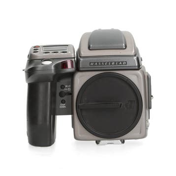 Hasselblad H2 - <9.000 kliks - 1 jaar garantie, Audio, Tv en Foto, Fotocamera's Digitaal, Ophalen of Verzenden, Zo goed als nieuw