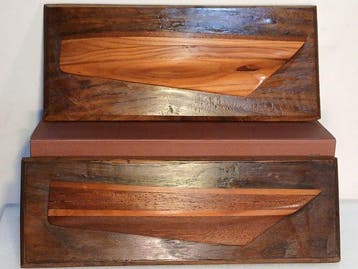 Wanddecoratie (2) - Mediaos helmen, Antiek en Kunst, Curiosa en Brocante