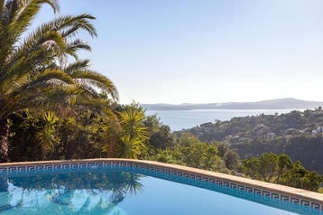 Viakantiehuis D’Amico 8p zwembad zicht op zee & Saint Tropez, 4 of meer slaapkamers, Provence en Côte d'Azur, Recreatiepark, Eigenaar