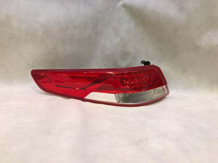 KIA OPTIMA 15-18 Achterlicht Links LED USA, Auto-onderdelen, Verlichting, Gebruikt, Verzenden