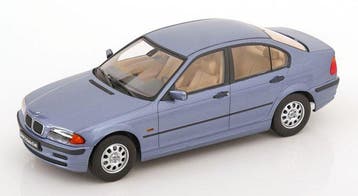 KK Scale 1:18 - Modelauto - BMW Seria 3 E46 1999, Nieuw