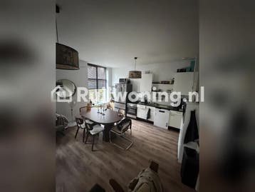 Ruim appartement met 1 grote en 1 kleine slaapkamer