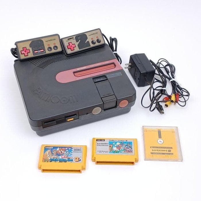 Sharp / Nintendo - Sharp Twin Famicom (AN-500B) - Sharp Twin, Spelcomputers en Games, Spelcomputers | Overige Accessoires