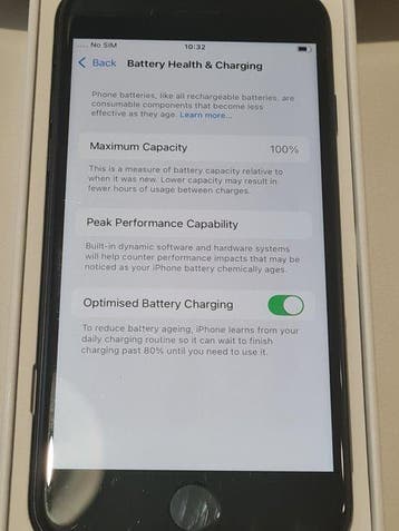 Apple iPhone SE (2020, 2nd Generation) – 64 GB – Black –, Nieuw