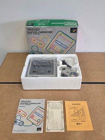 Nintendo - Super Famicom (Japanese SNES) - Super Rare Sma, Spelcomputers en Games, Nieuw