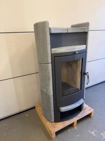 Haas + Sohn Uppsala 2 Speksteenkachel NIEUWSTAAT 301kg, Gebruikt, Houtkachel, Ophalen of Verzenden, Vrijstaand