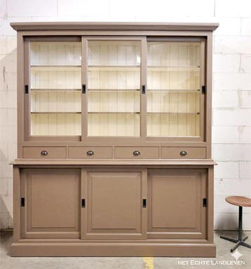 Bekijk onze Buffetkasten en Vitrinekasten, Nieuw