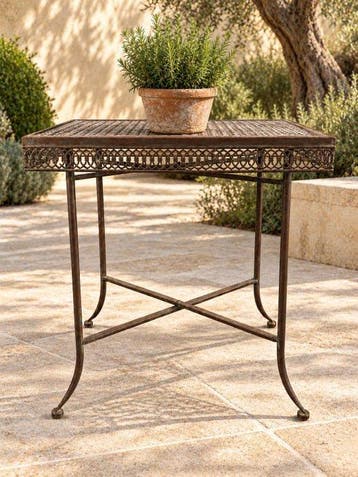 Bijzettafel voor buiten - Metaal - luxe tuinaccent