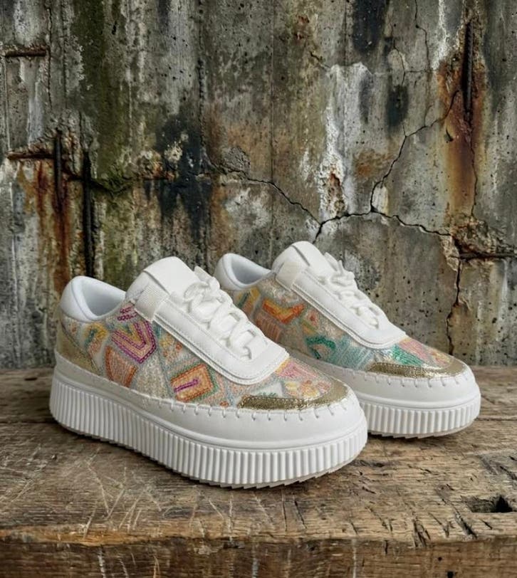 Summer Vibes Sneakers verkrijgbaar in de maten 37-38-39, Kleding | Dames, Schoenen, Nieuw, Ophalen of Verzenden