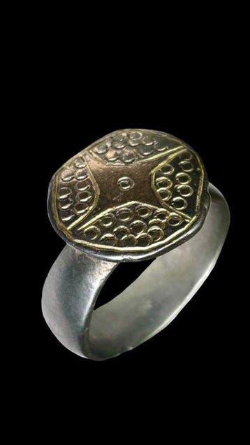 Middeleeuwen, kruisvaardersperiode Zilver Ring